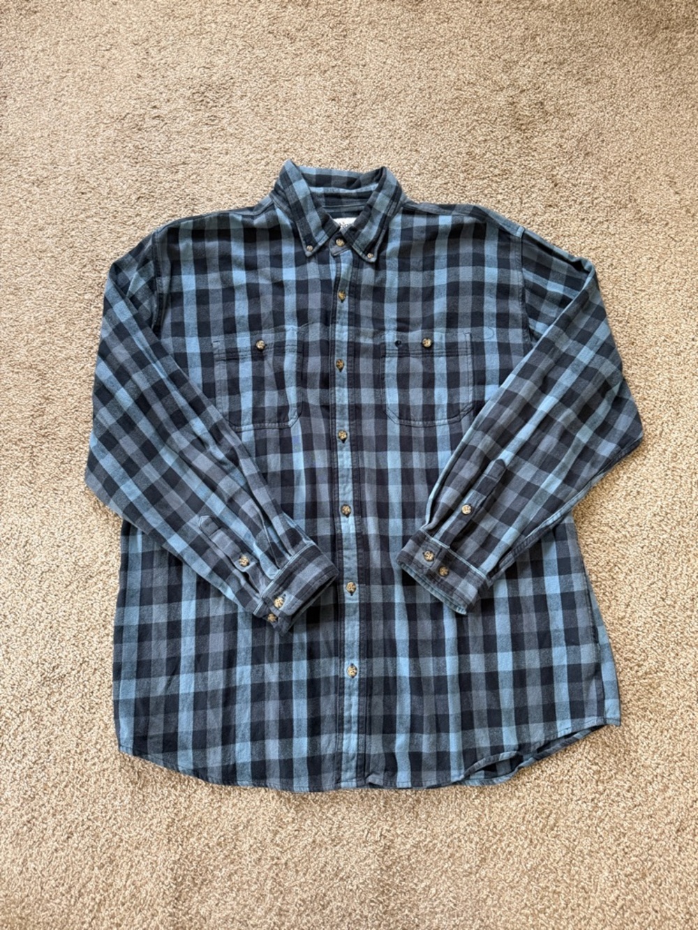 Carhartt Heavy Flannel Plaid Cotton Button Up
Shirt